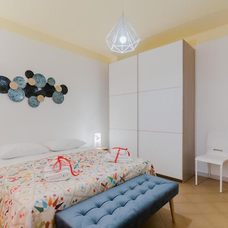 Salento 4 Stars - Blue & Yellow Squinzano Εξωτερικό φωτογραφία