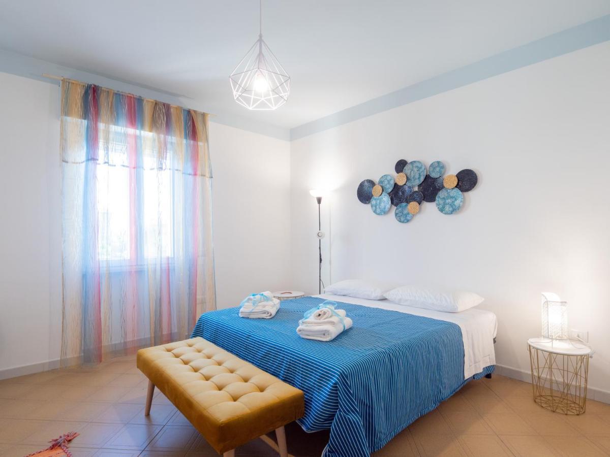 Salento 4 Stars - Blue & Yellow Squinzano Εξωτερικό φωτογραφία