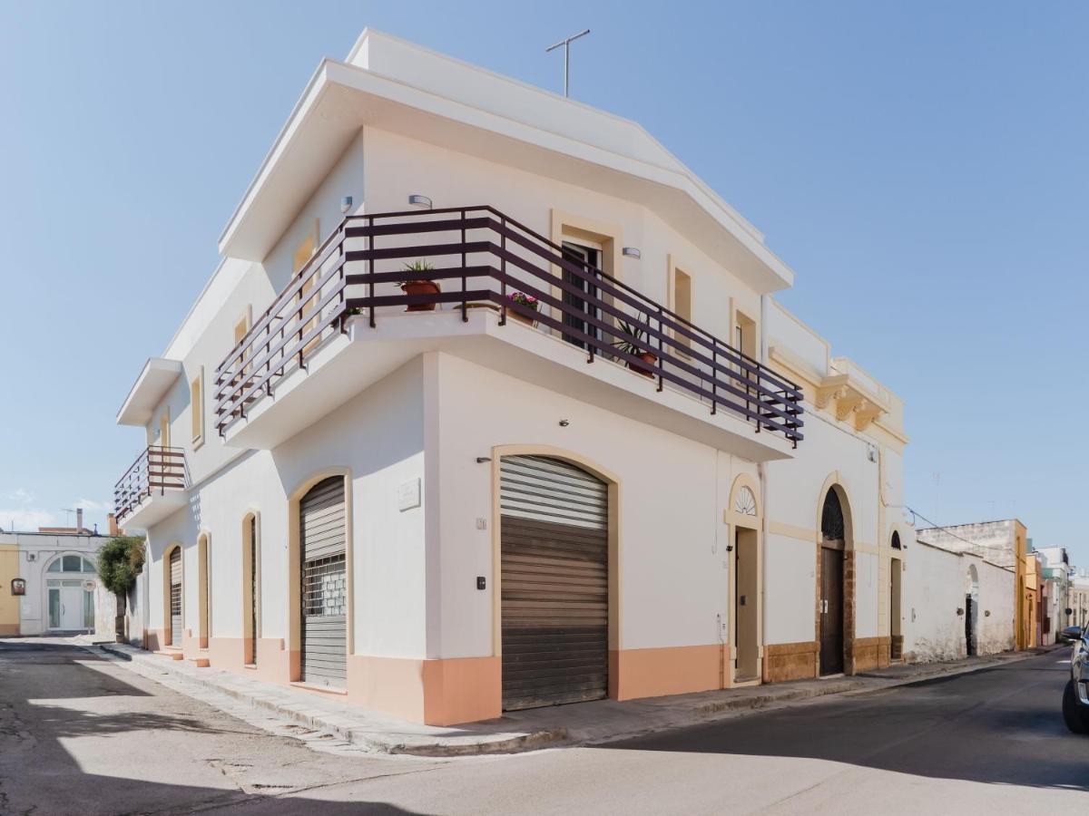 Salento 4 Stars - Blue & Yellow Squinzano Εξωτερικό φωτογραφία